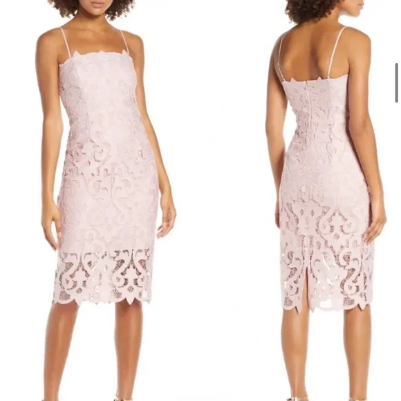 chinese dress ladies Bardot Karoline Lace Hourglass Dress in Orchid White – TrenLend main image 0